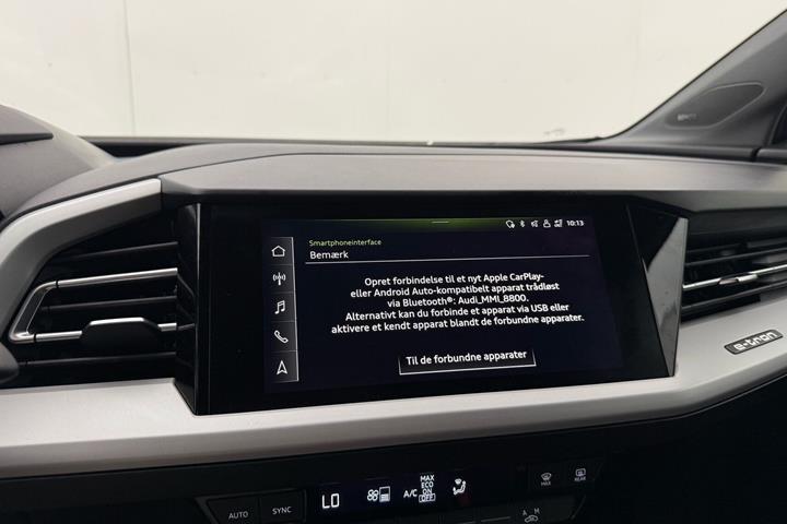 Grå Audi Q4 fra 2022