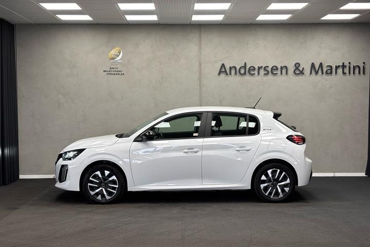 Hvid Peugeot e-208 fra 2025
