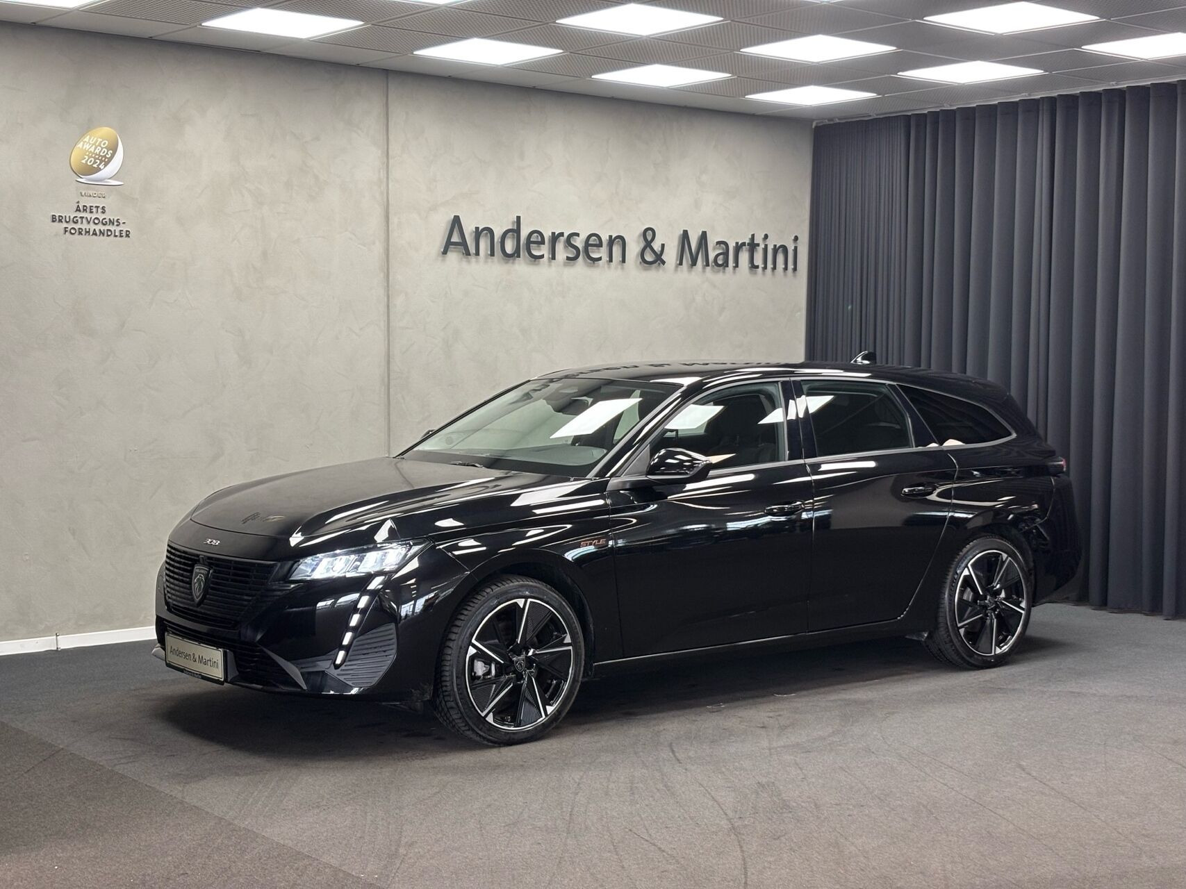 Peugeot E-308 SW EL Style 156HK Stc Aut.