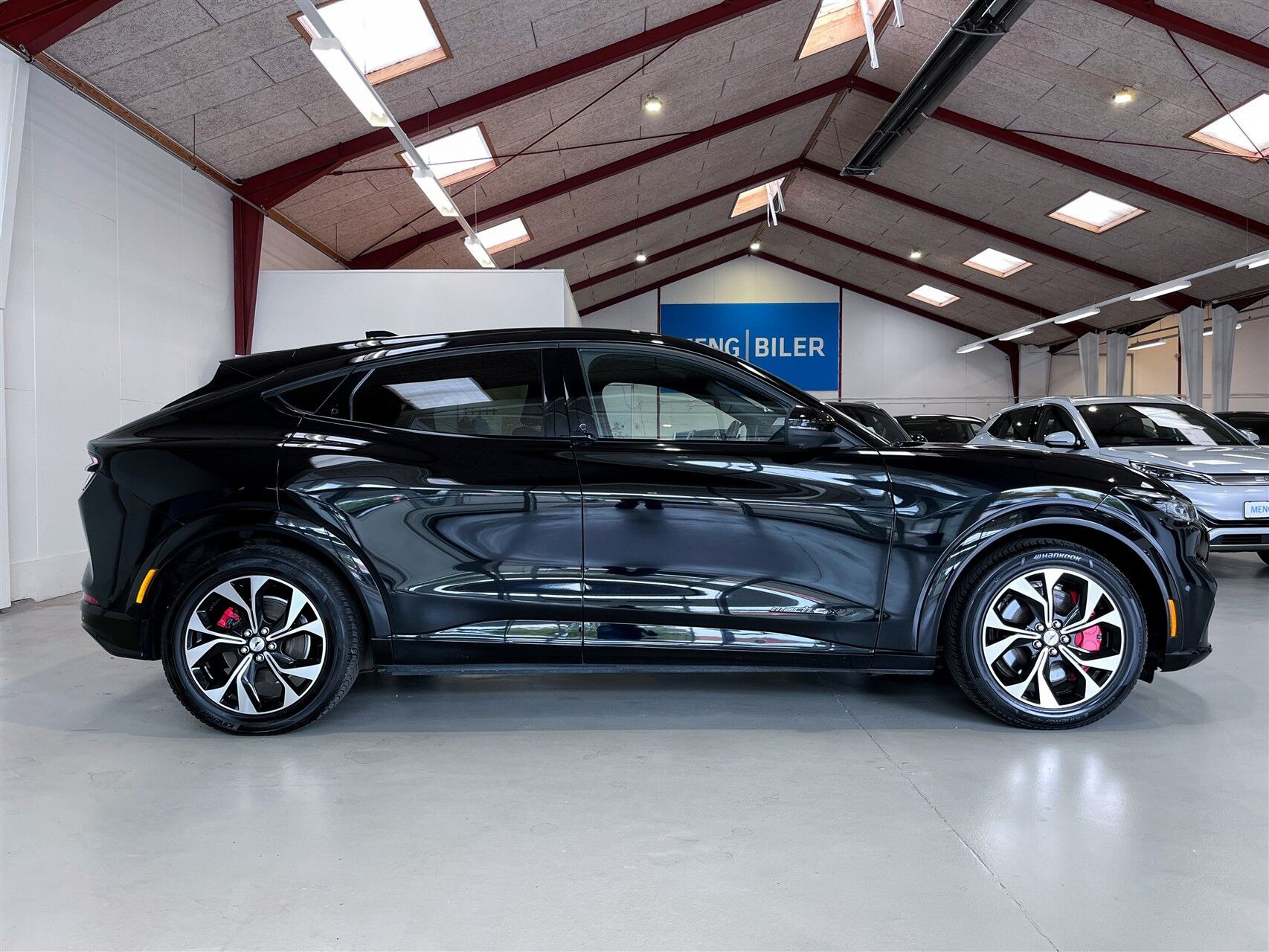 Sort Ford Mustang Mach-E fra 2021