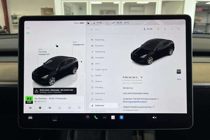 Sort Tesla Model Y fra 2022
