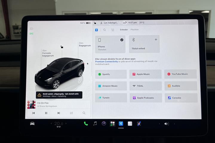 Sort Tesla Model Y fra 2022