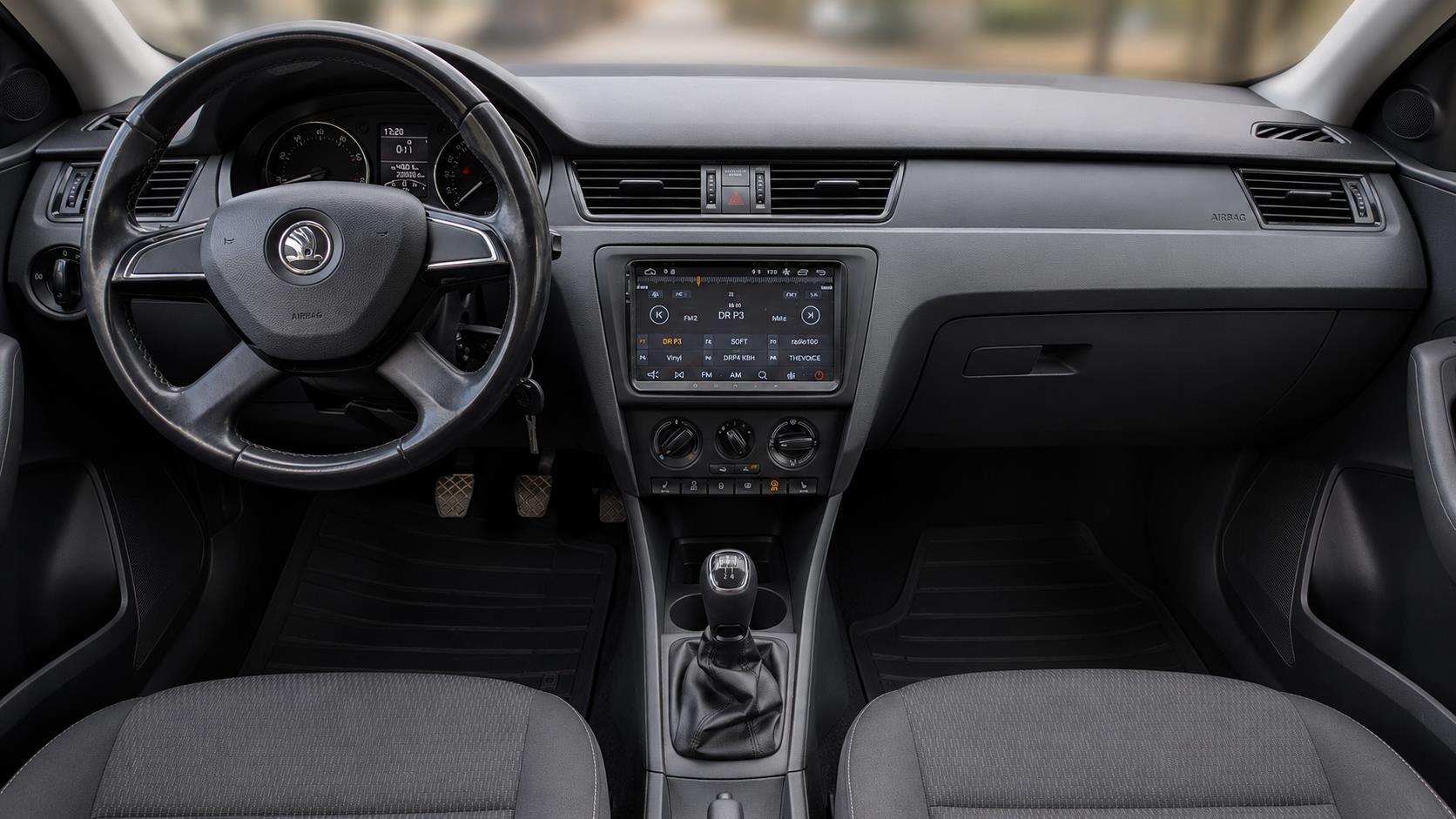 Hvid Skoda Rapid fra 2013