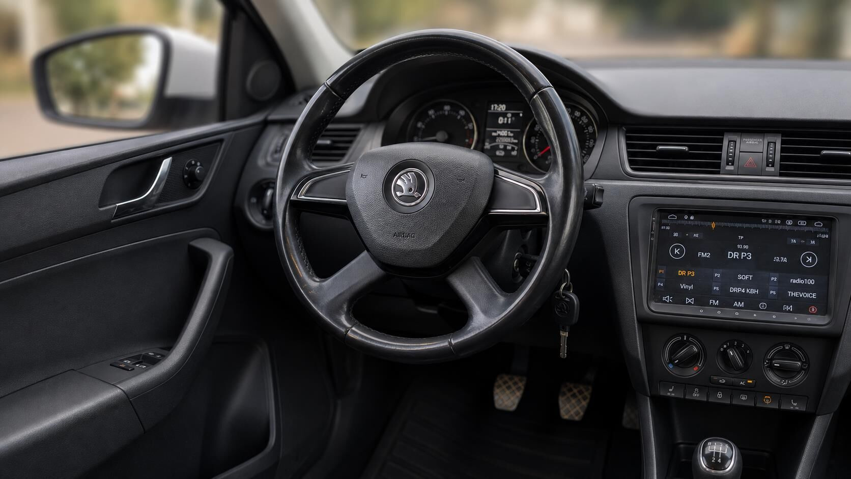 Hvid Skoda Rapid fra 2013