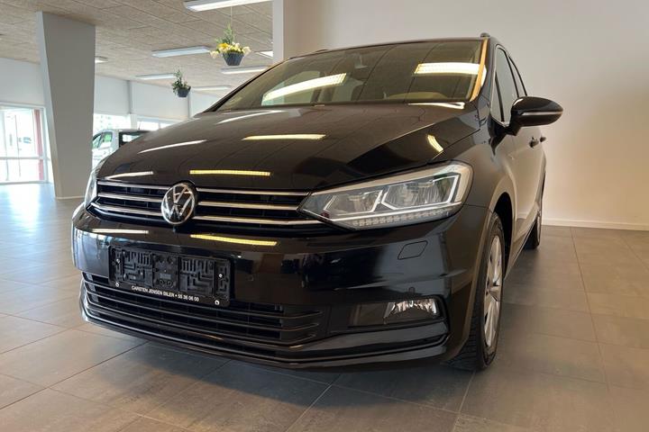 Sort VW Touran fra 2020