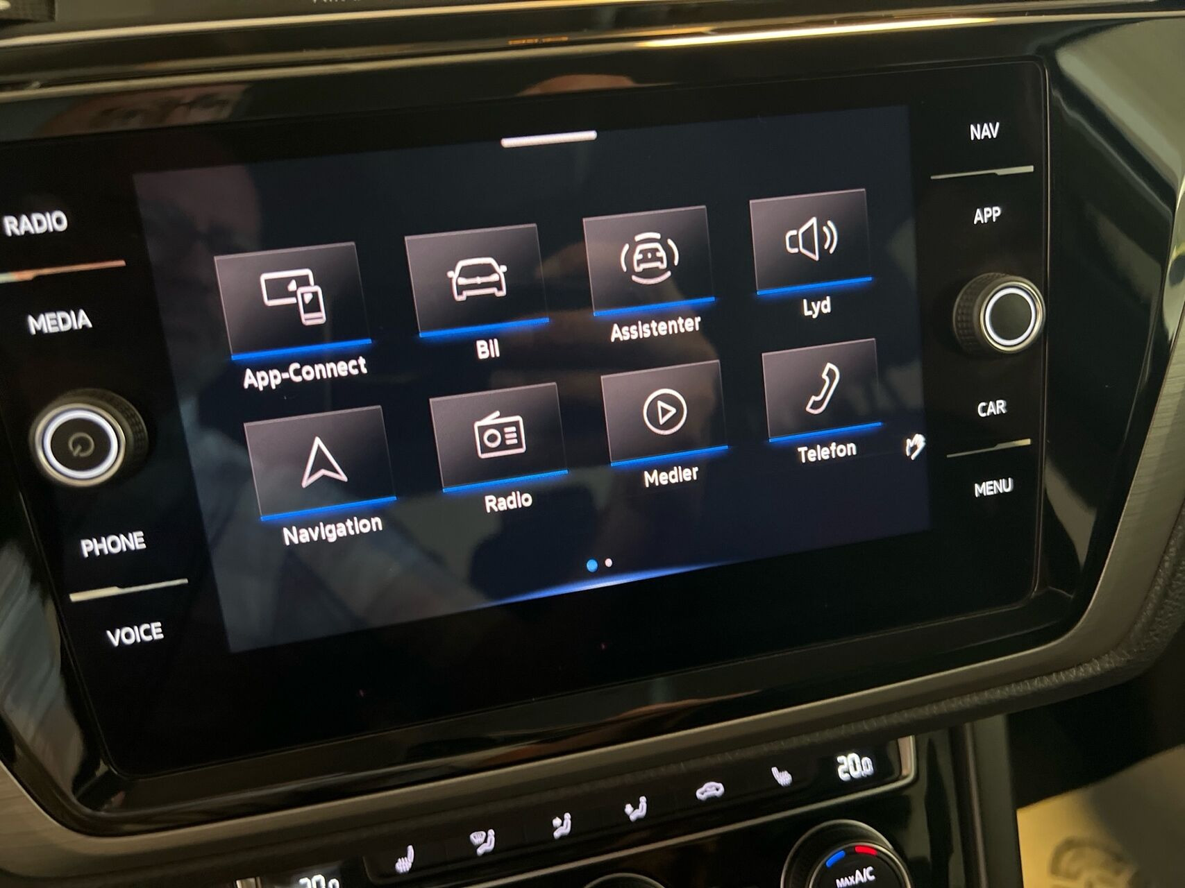 Sort VW Touran fra 2020