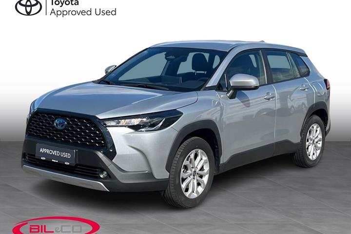 Sølv Toyota Corolla Cross fra 2022