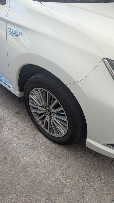 undefined Mitsubishi Outlander fra 2020