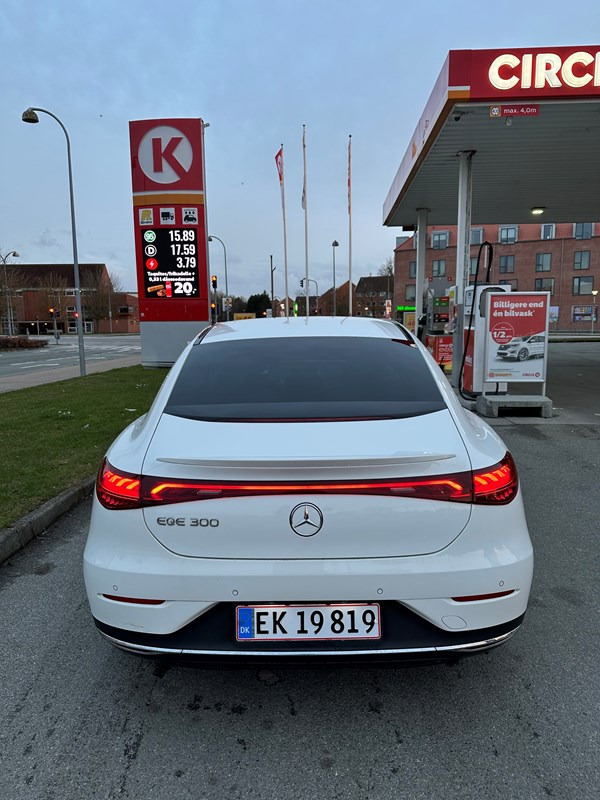 undefined Mercedes EQE fra 2023