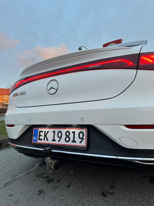 undefined Mercedes EQE fra 2023