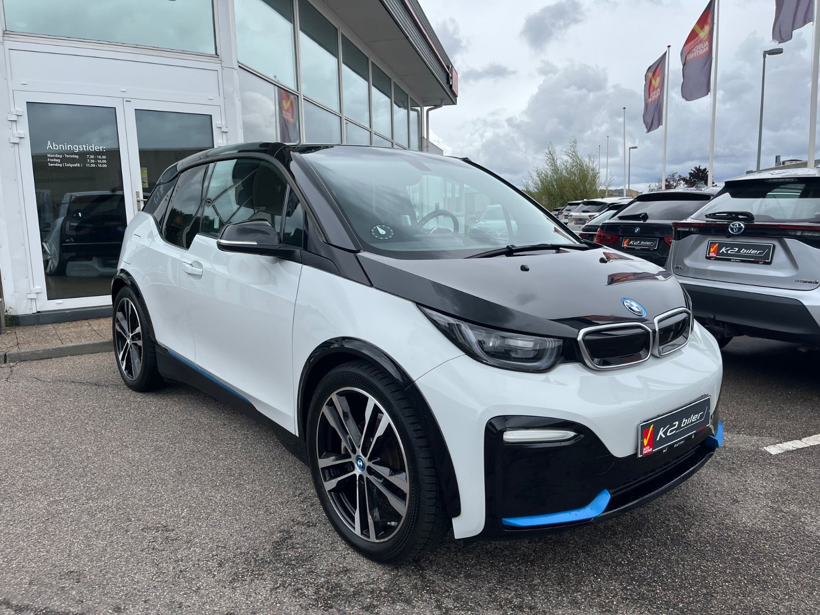 BMW i3s Charged