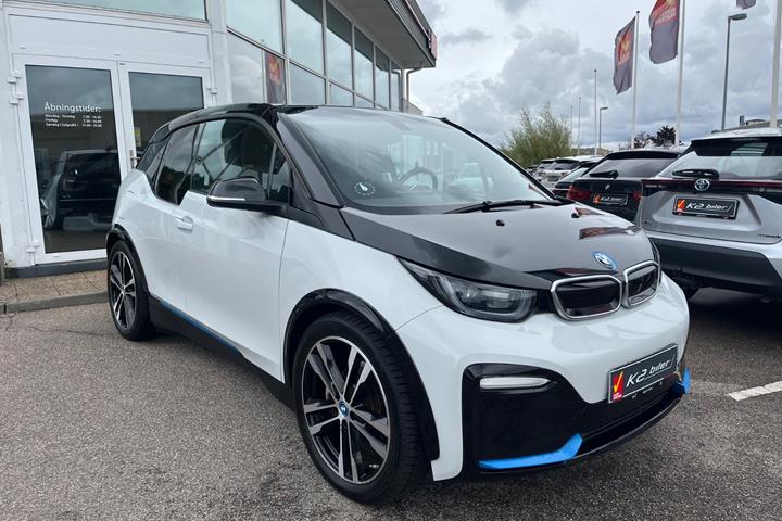 Hvid BMW i3s fra 2021
