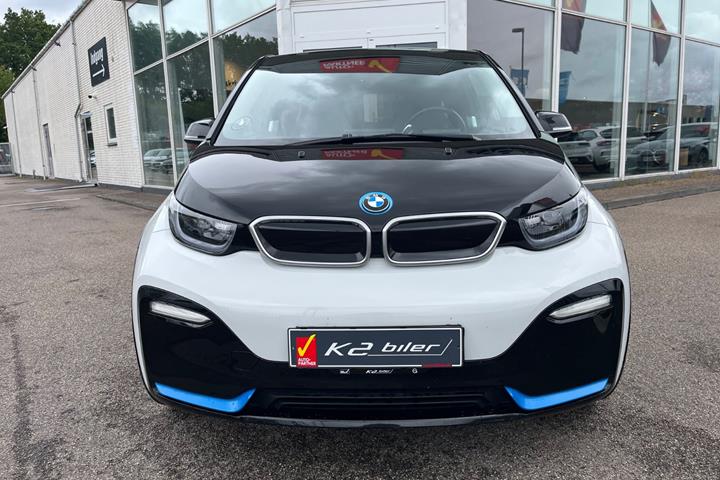 Hvid BMW i3s fra 2021