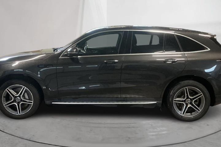 Grå Mercedes EQC400 fra 2020