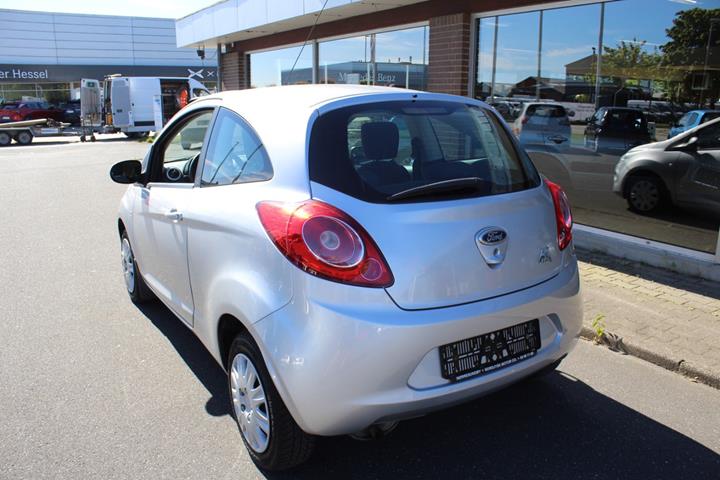 Sølv Ford Ka fra 2010