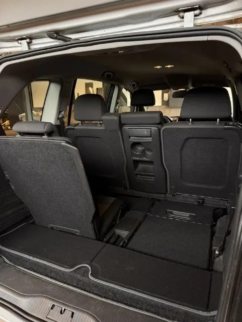 Grå Opel Zafira fra 2014