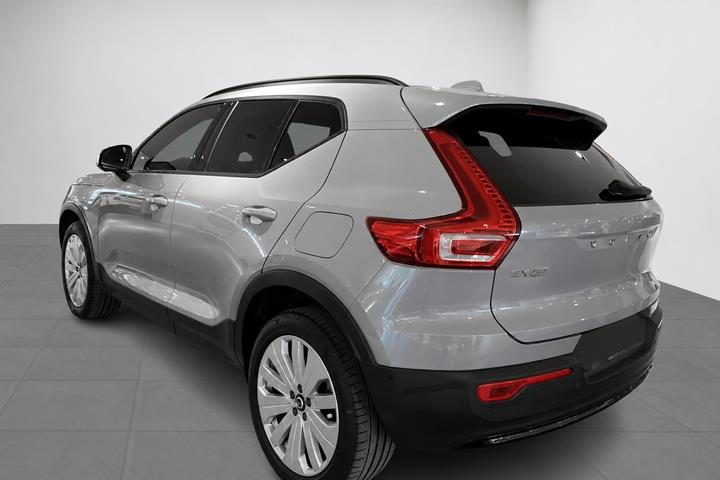 Grå Volvo EX40 fra 2025