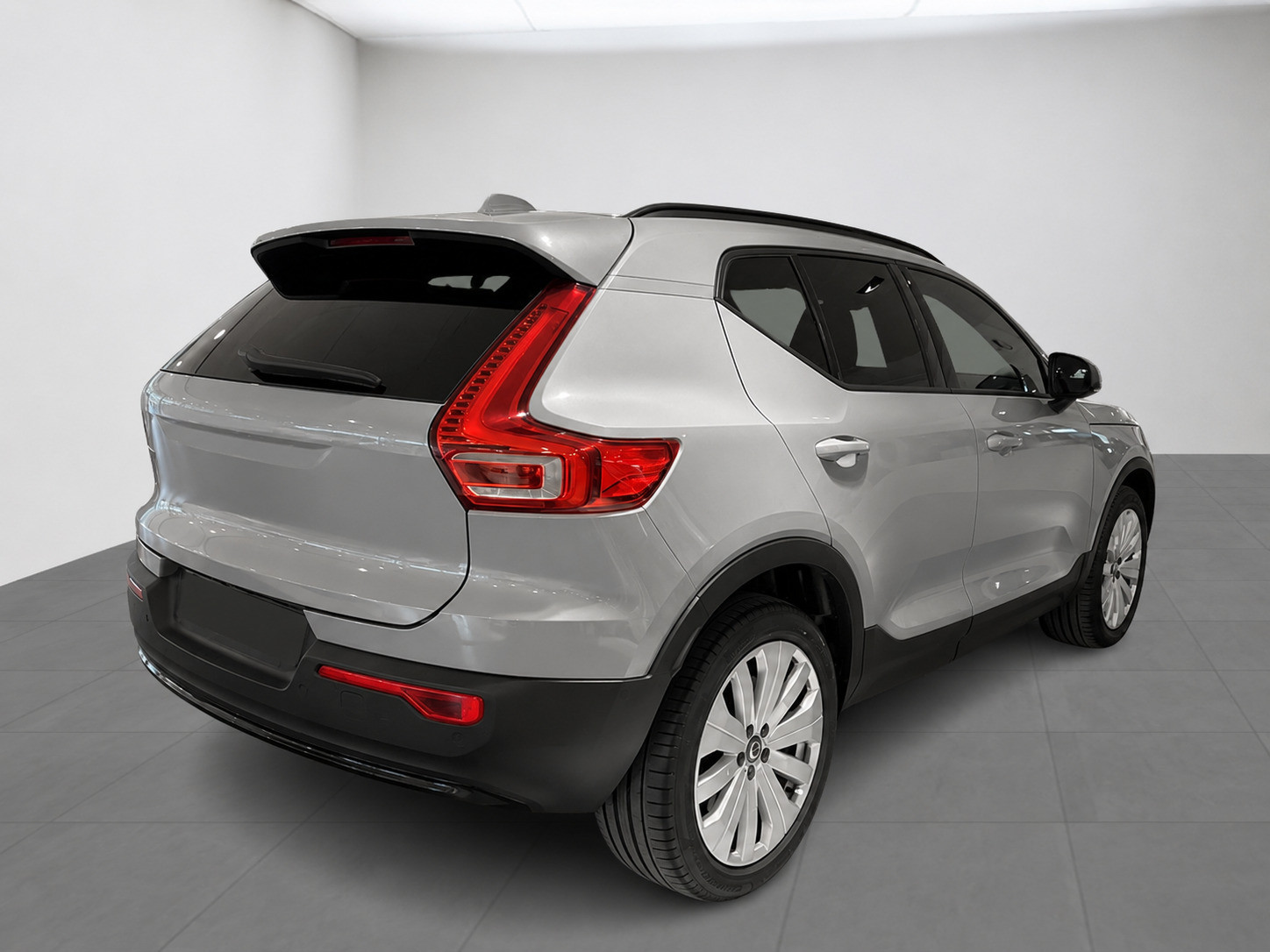 Grå Volvo EX40 fra 2025