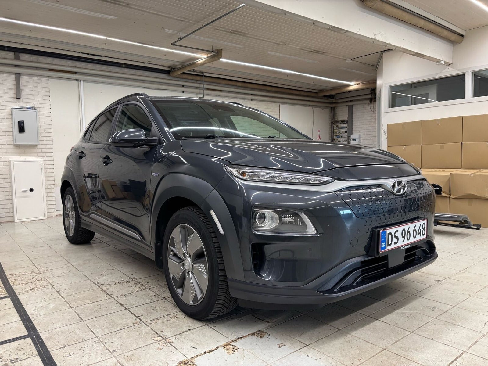 Hyundai Kona 64 EV Premium