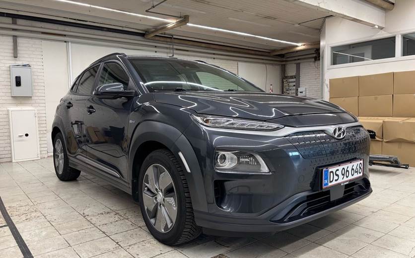 Hyundai Kona 64 EV Premium