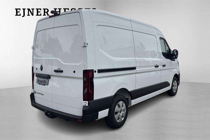 Hvid Renault Master V T33 fra 2025
