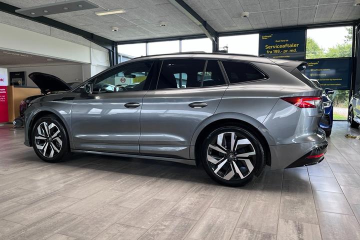 Grå Skoda Enyaq fra 2026