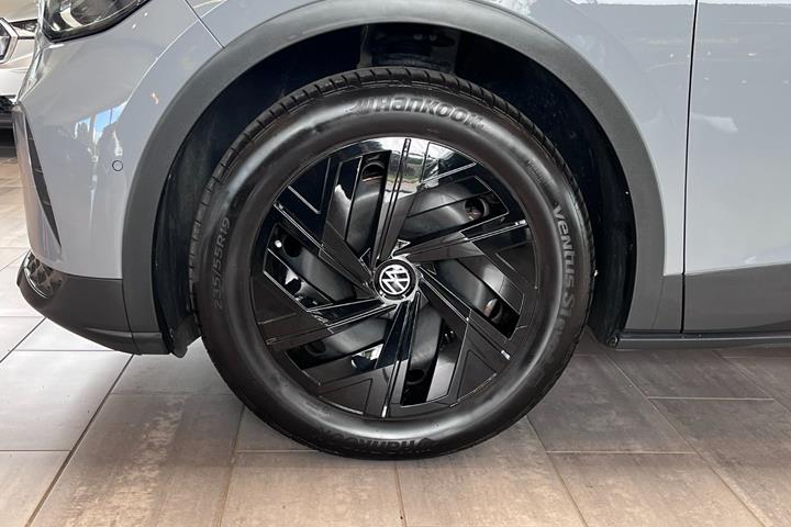 Grå VW ID.4 fra 2024