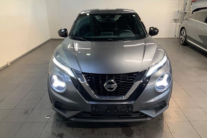 Grå Nissan Juke fra 2020