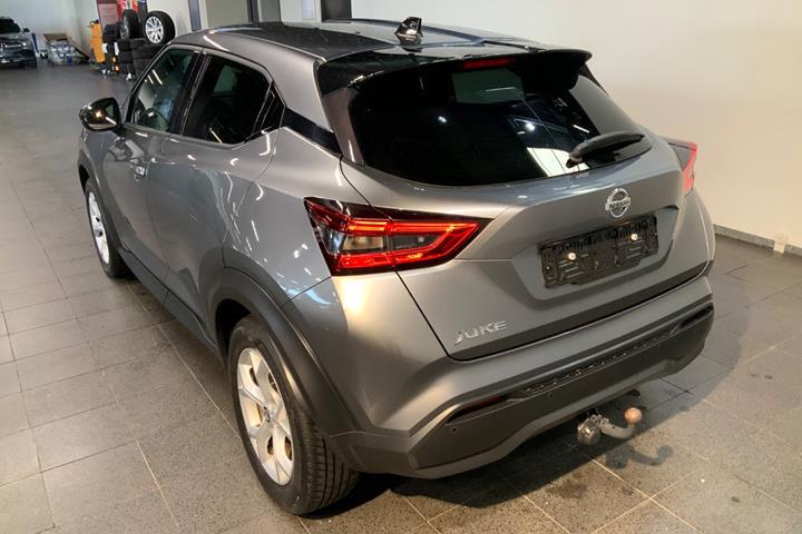 Grå Nissan Juke fra 2020