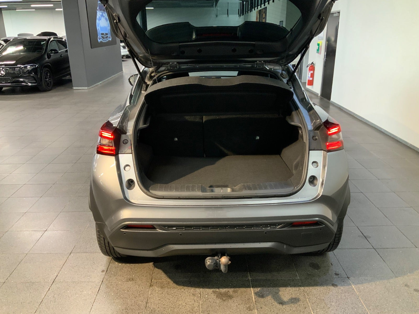 Grå Nissan Juke fra 2020