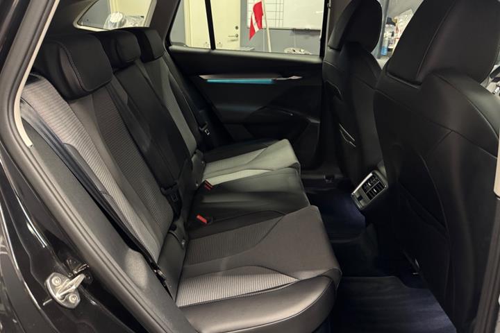 Sort Skoda Enyaq fra 2022
