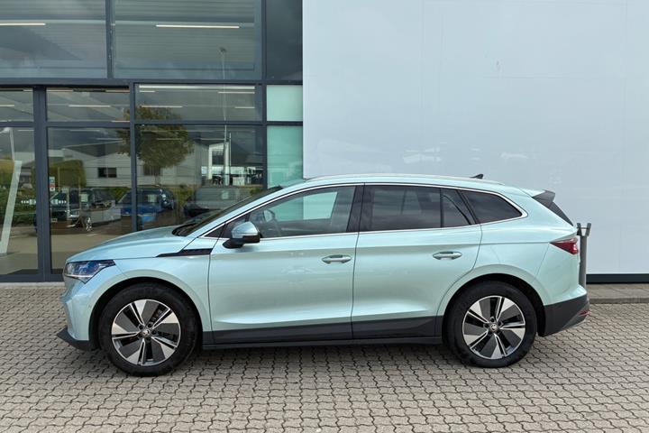 Sølv Skoda Enyaq fra 2023