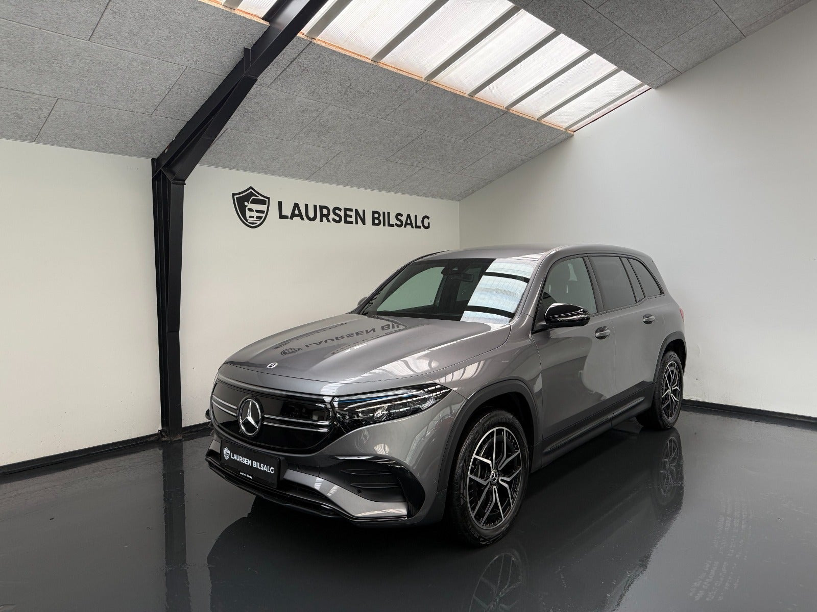 undefined Mercedes EQB250+ fra 2023