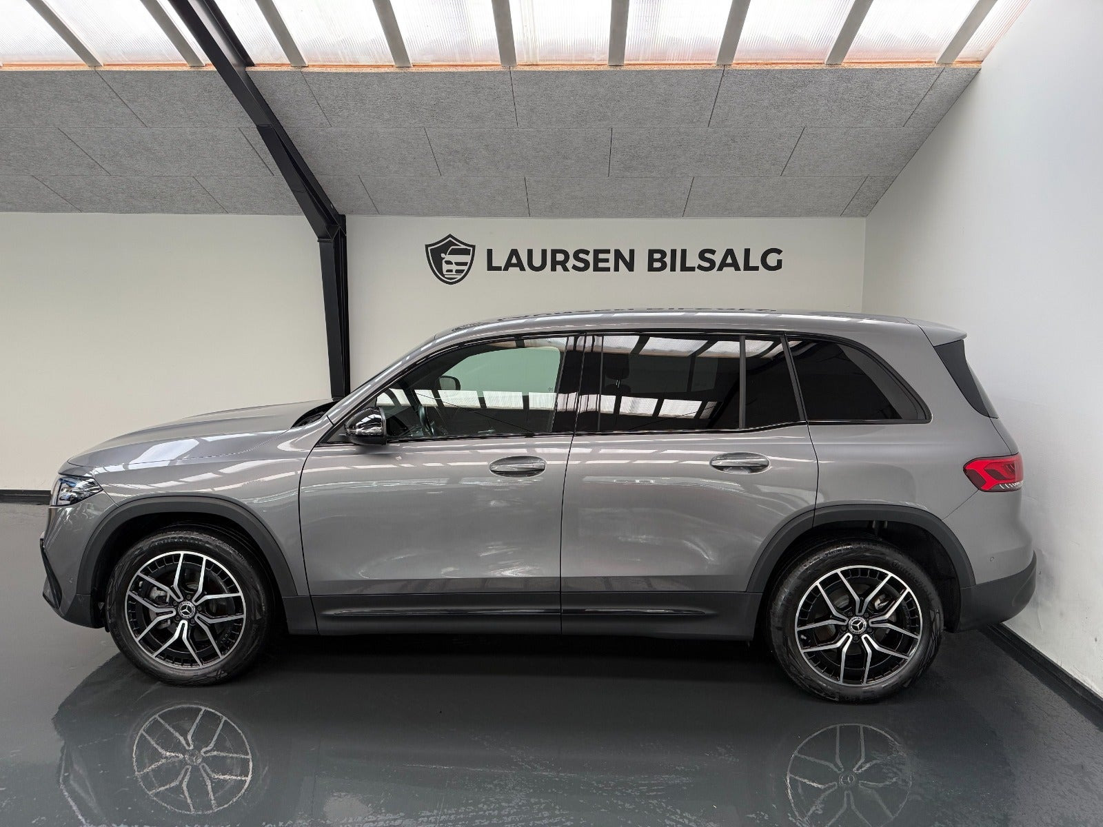 undefined Mercedes EQB250+ fra 2023