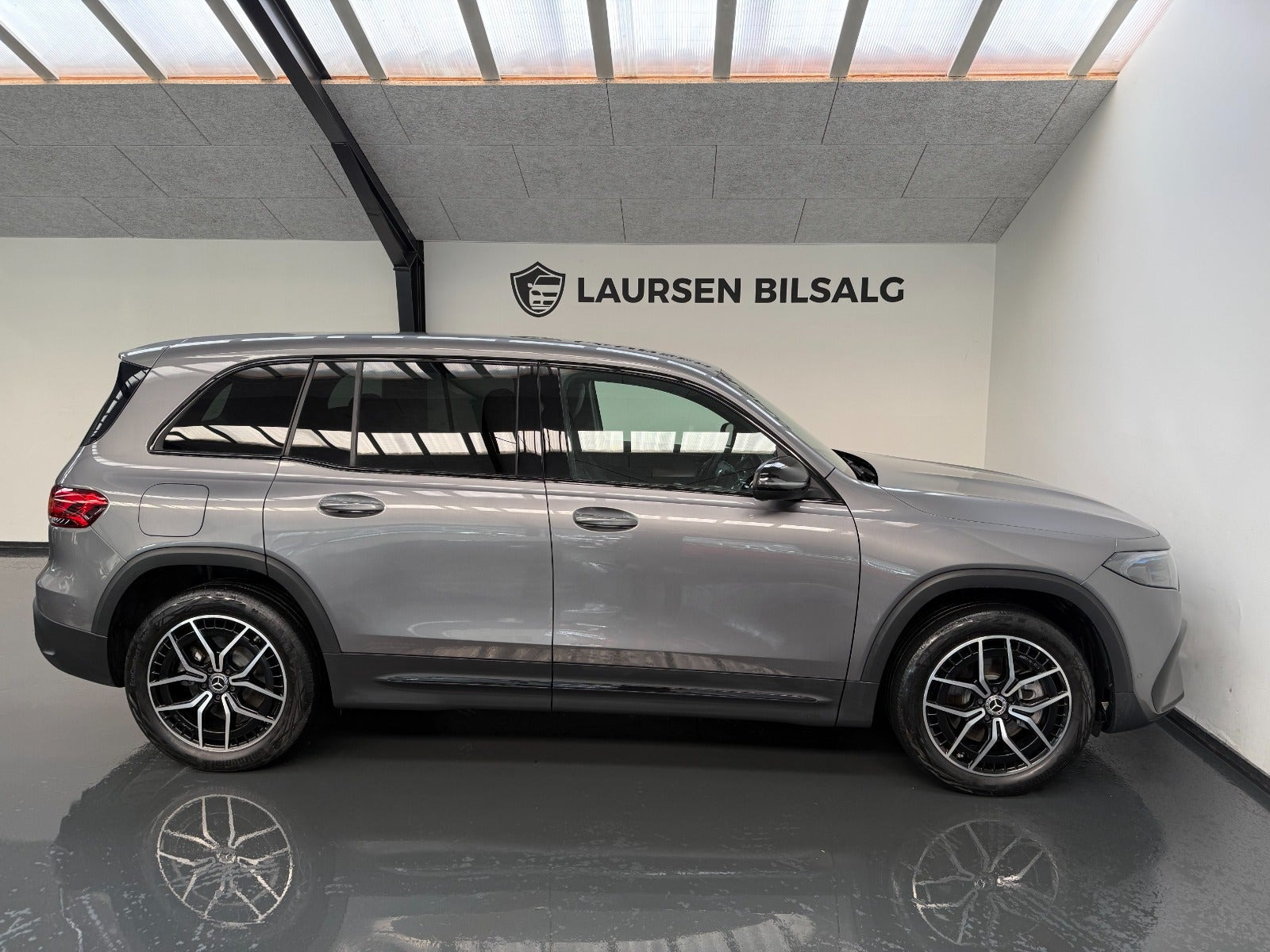 undefined Mercedes EQB250+ fra 2023