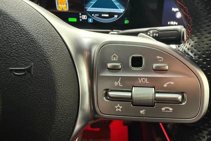 undefined Mercedes EQB250+ fra 2023