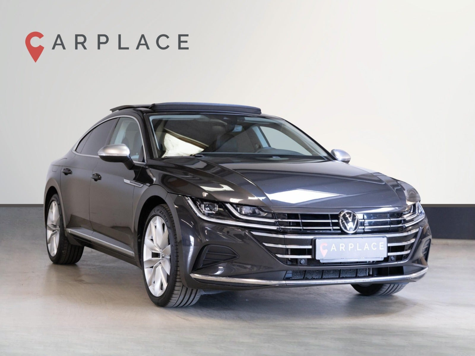 Grå VW Arteon fra 2022