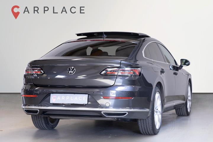 Grå VW Arteon fra 2022