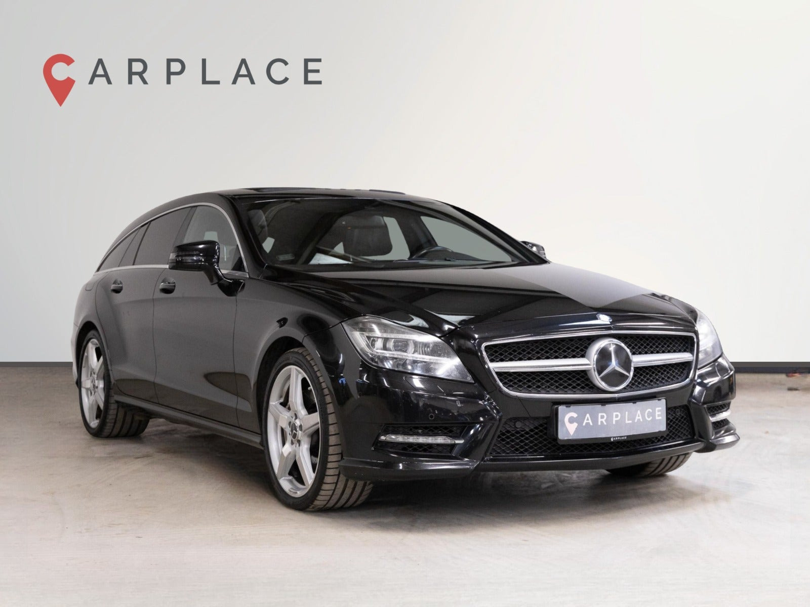 Sort Mercedes CLS500 fra 2012