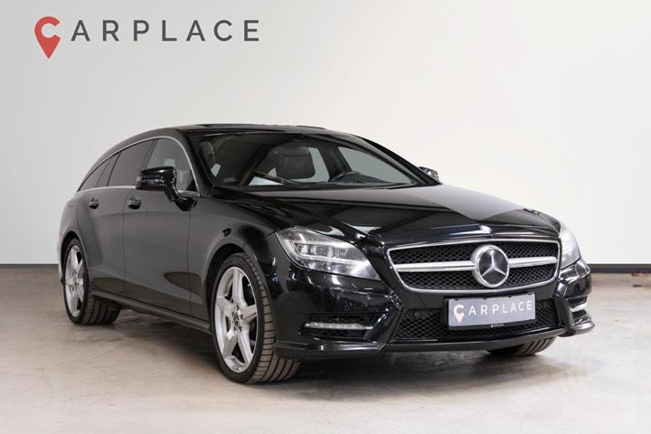 Sort Mercedes CLS500 fra 2012