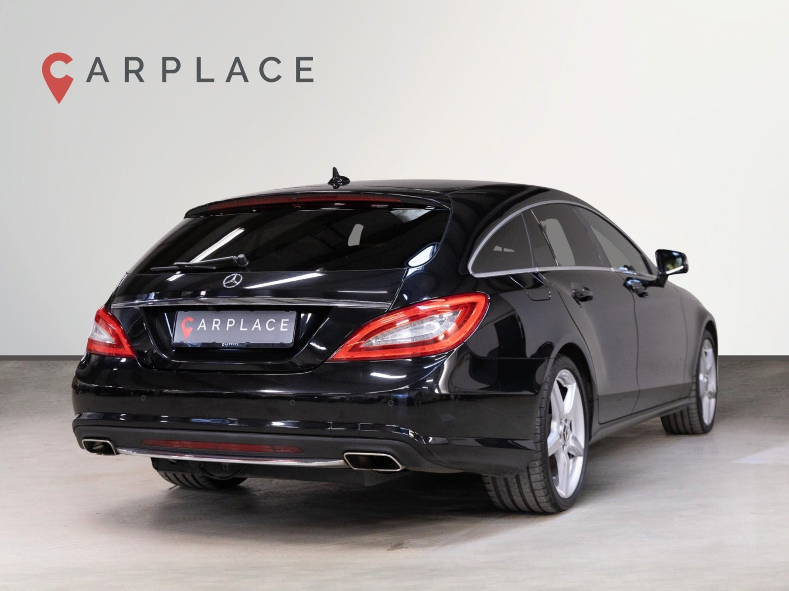 Sort Mercedes CLS500 fra 2012