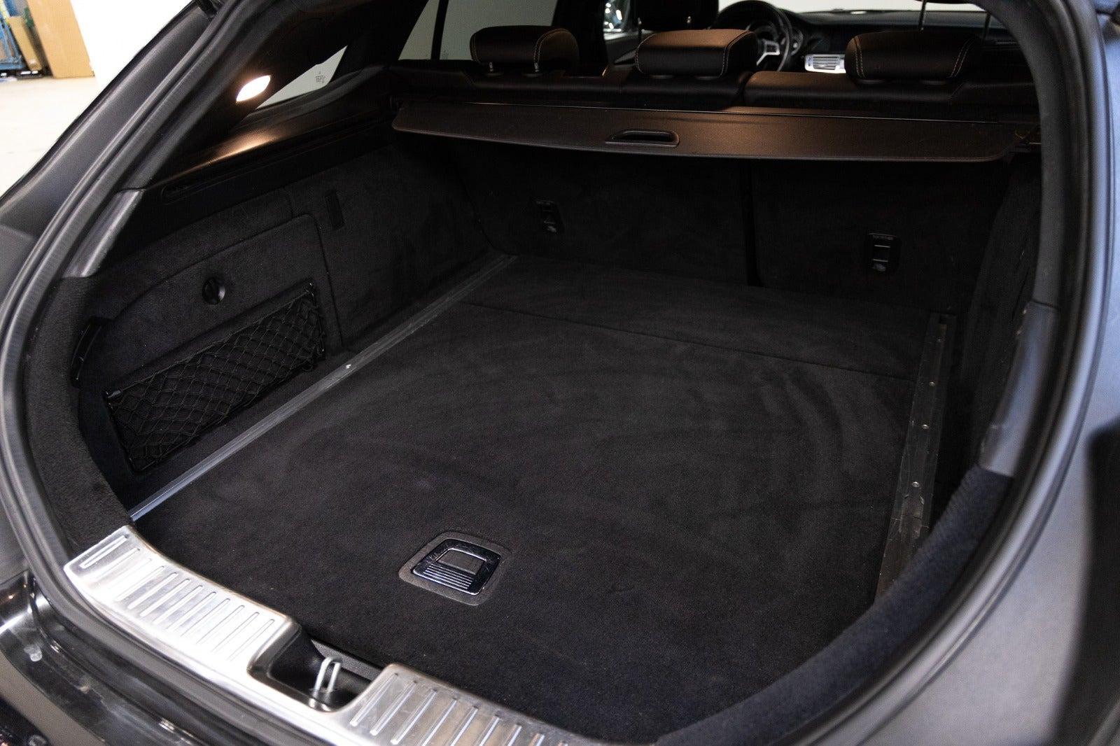 Sort Mercedes CLS500 fra 2012