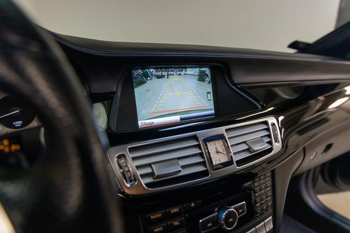 Sort Mercedes CLS500 fra 2012