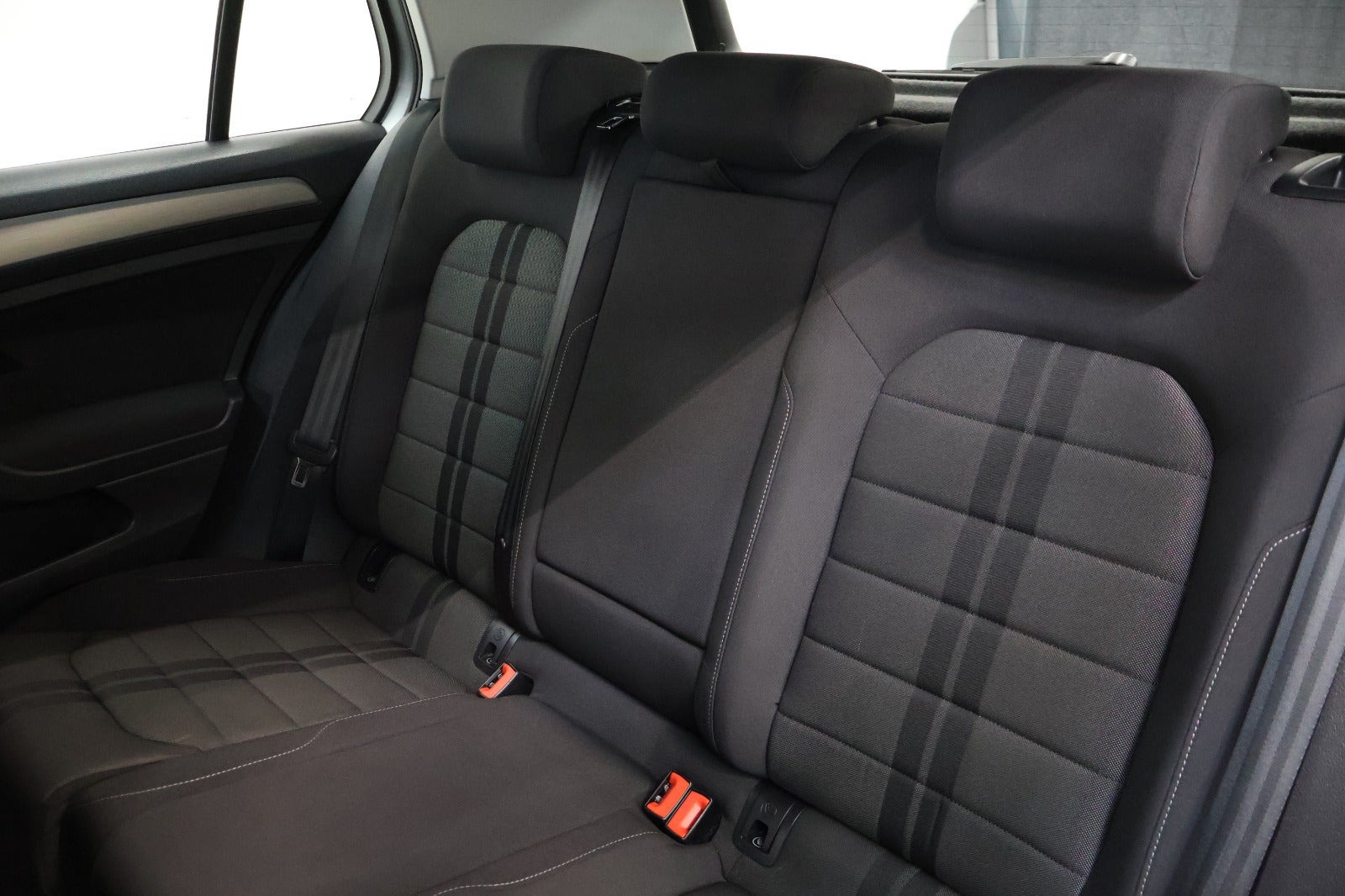 Sølv VW Golf VII fra 2015