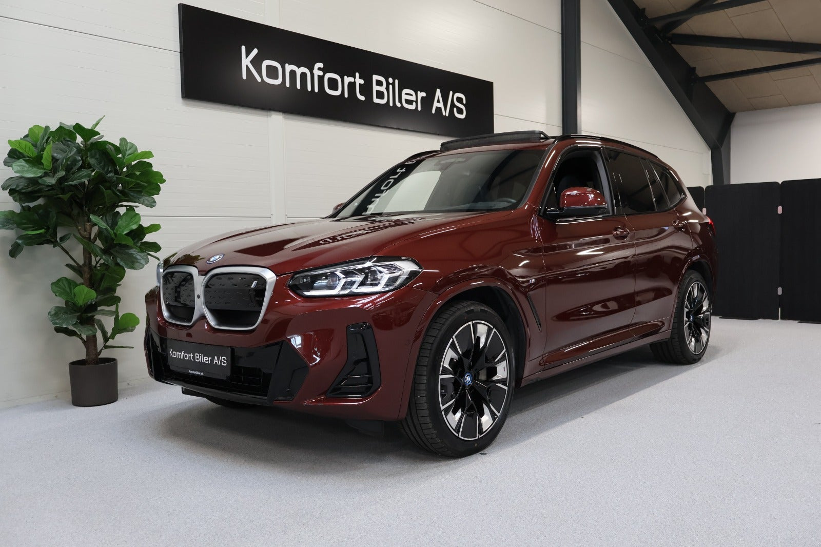 BMW iX3 Charged Plus M-Sport