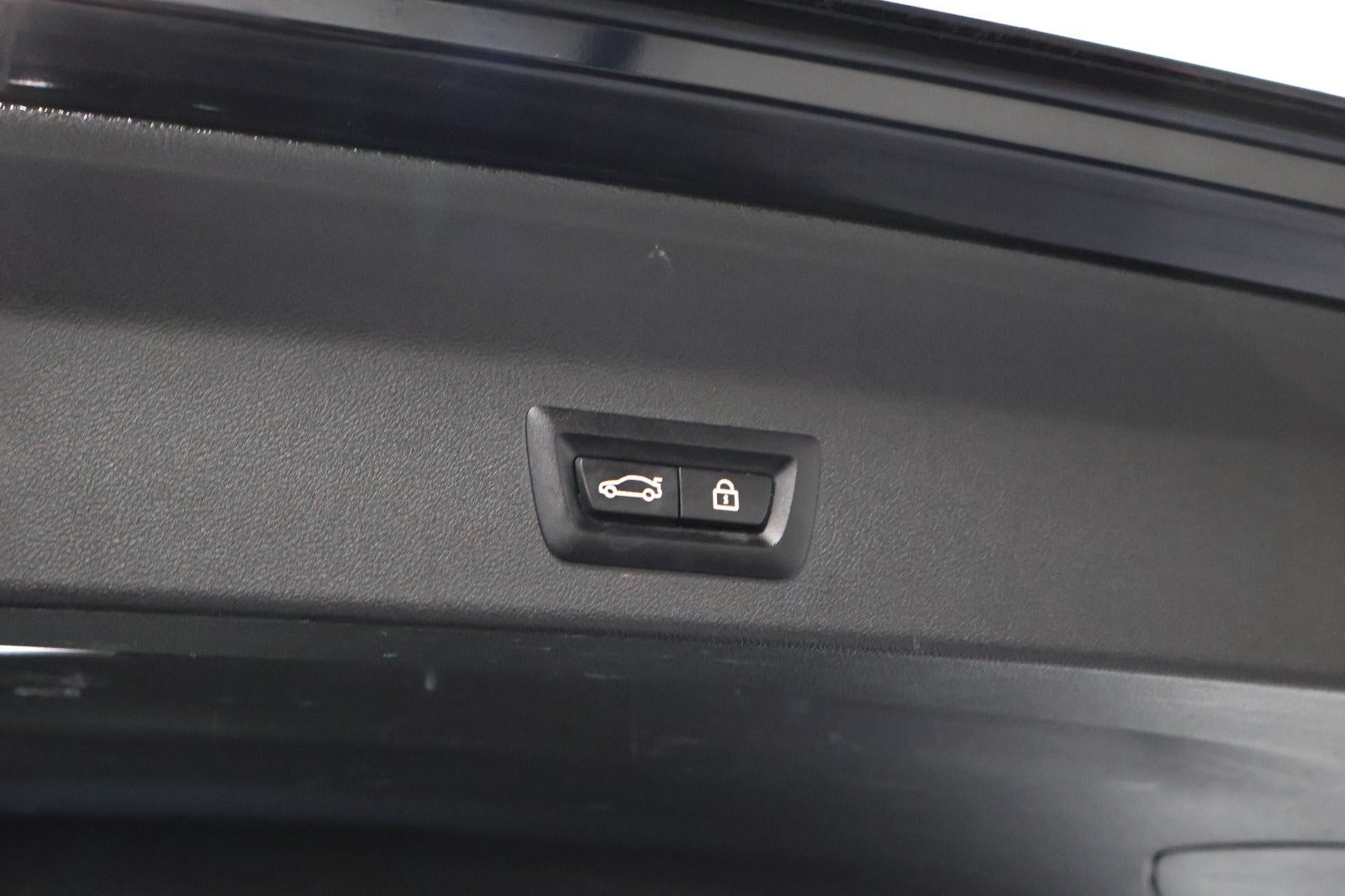 Sort BMW iX3 fra 2023