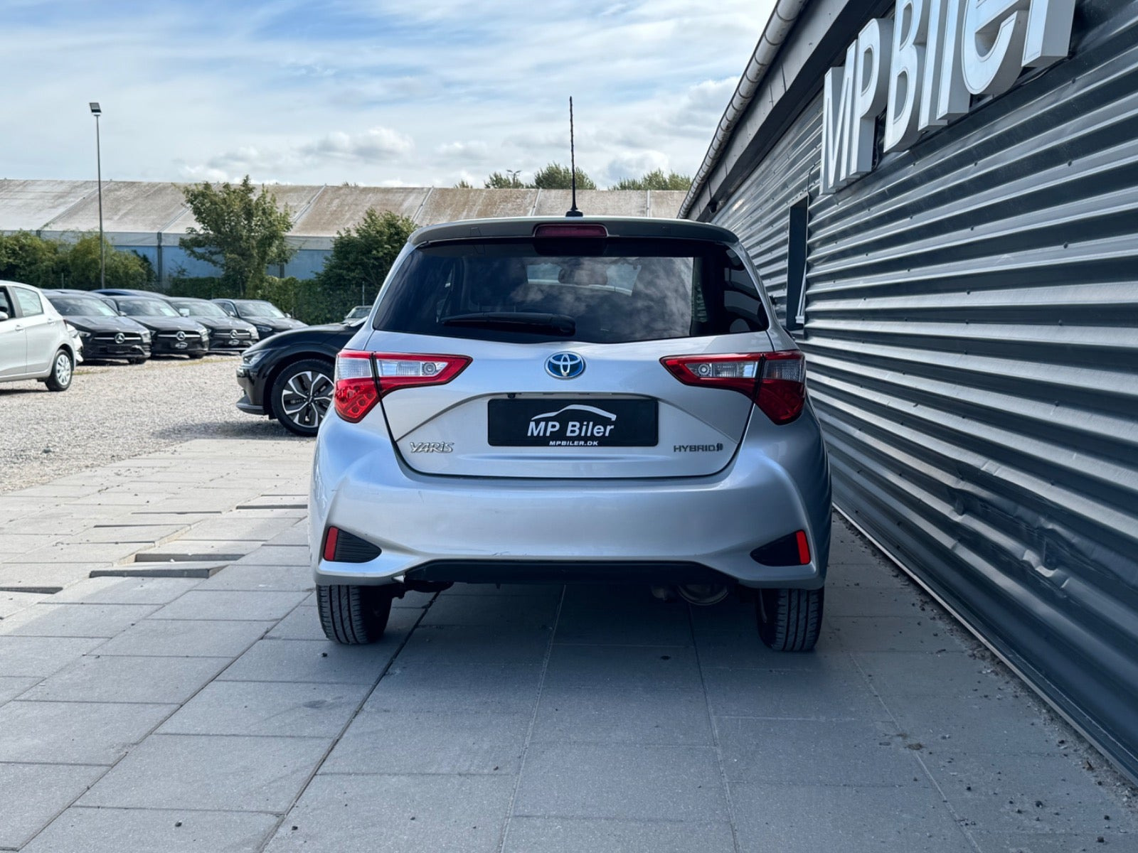 Grøn Toyota Yaris fra 2018