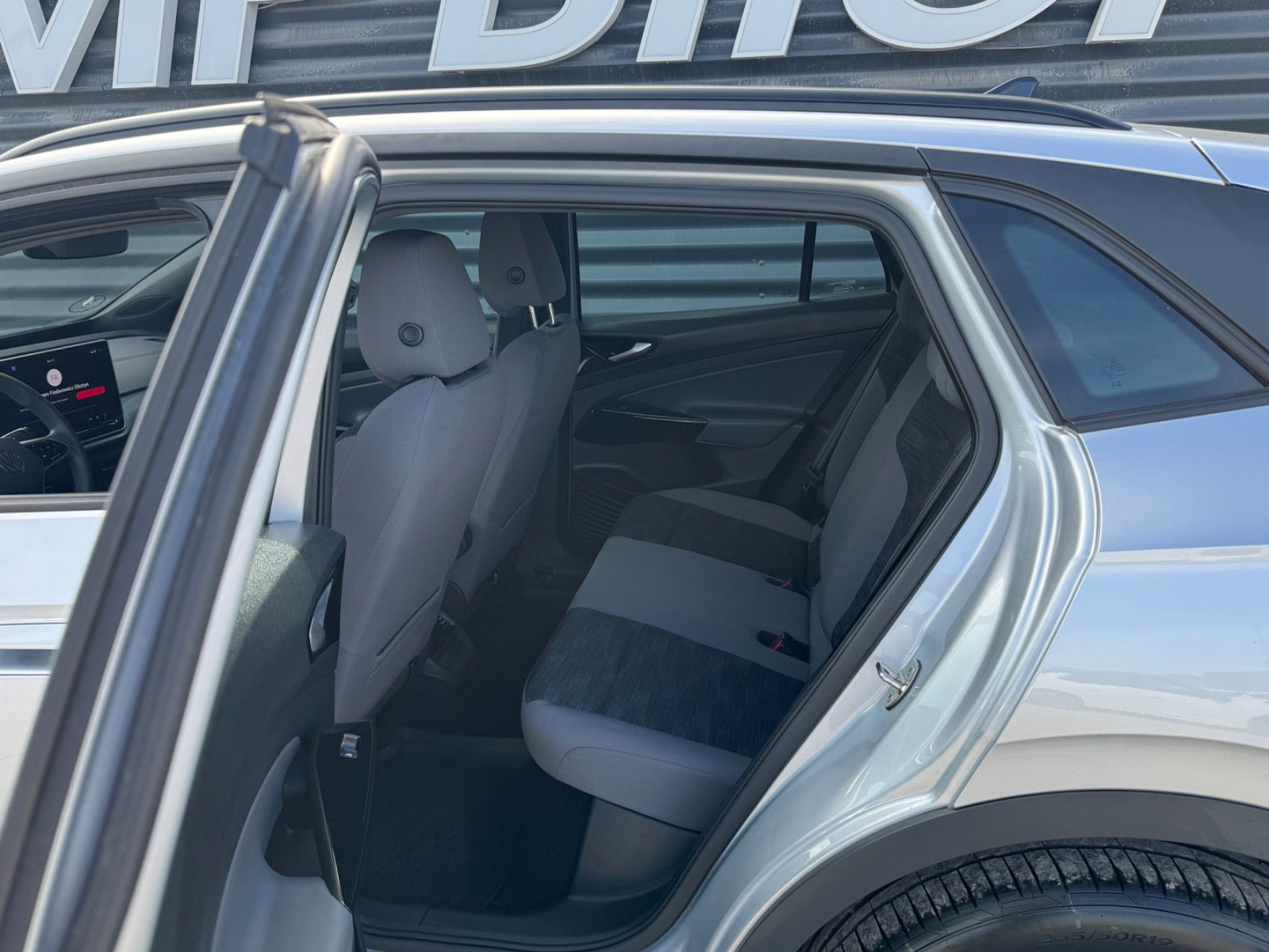 Sølv VW ID.4 fra 2024
