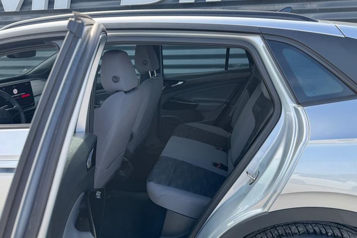 Sølv VW ID.4 fra 2024