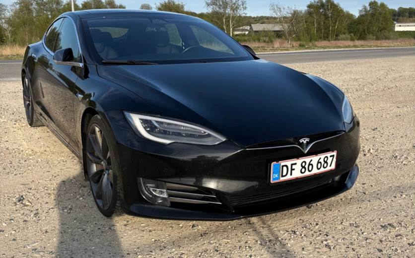 Tesla Model S P100D Ludicrous